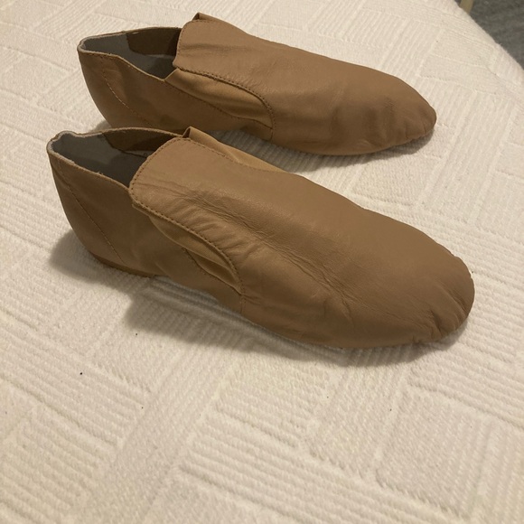 Leather dance slippers, size 8 1/2 - Picture 1 of 2